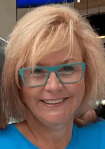 Stef, Volunteer Training Coordinator & Mentor, Trauma Research UK